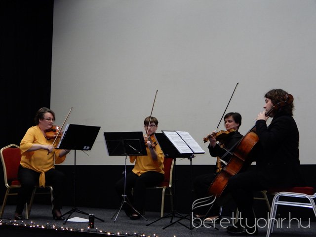 Advent harmadik vasárnapján...18